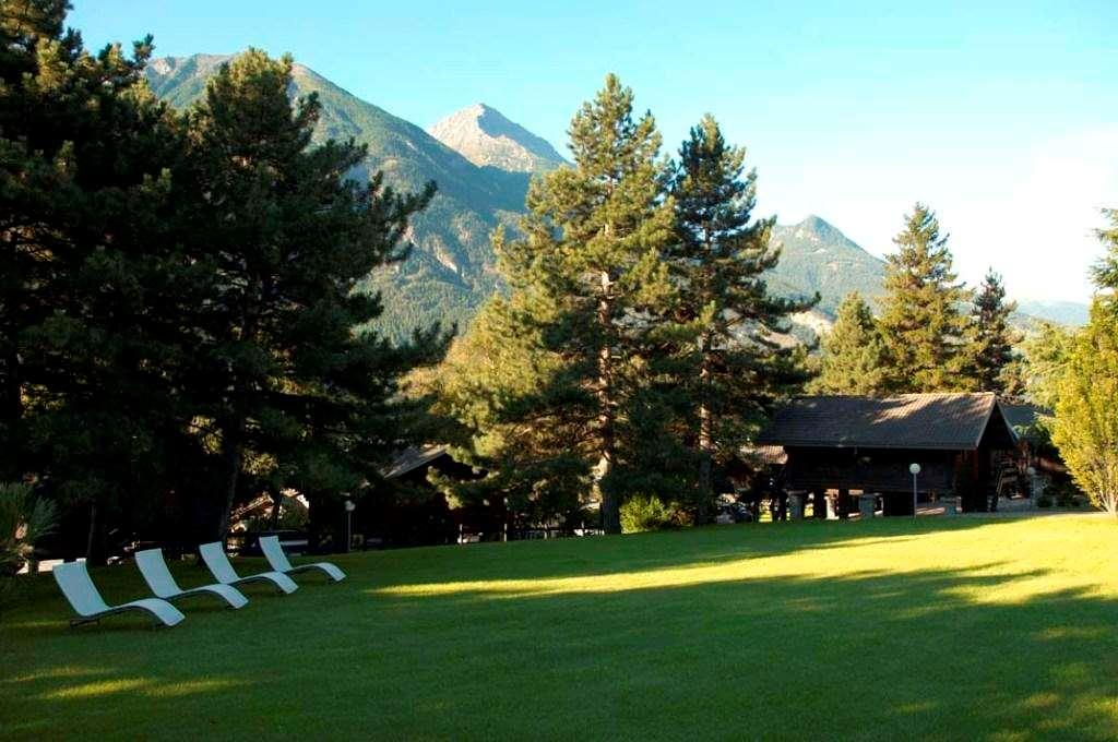 Hotel Village Pollein Facilități foto